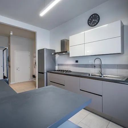 Appartement Yid Cairoli Design *
