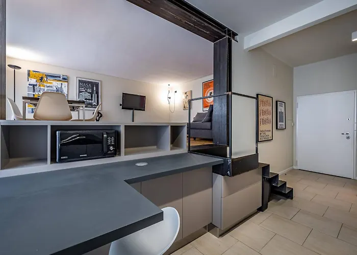 Yid Cairoli Design Apartament *